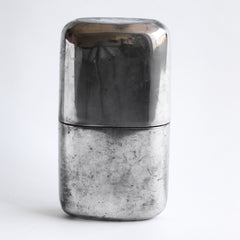 A good-looking Edwardian silver plated hip flask with a screw-cap top by "James Dickson & Sons Sheffield".  This one is super-large and has a particularly striking pared-back design. The upper half has a detachable silver plated EPNS cover that also acts as a cup.