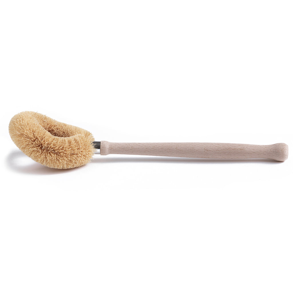 The angled brush head is constructed from a dense ring of stiff, bristling coconut fibres, which makes short work of cleaning the dishes, and the beech wood handle affords a comfortable grip.