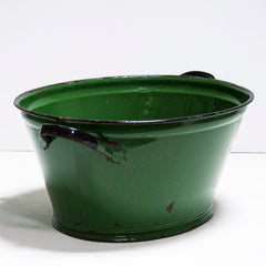 Green enamel bath