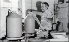 Davies & Owen Flagon