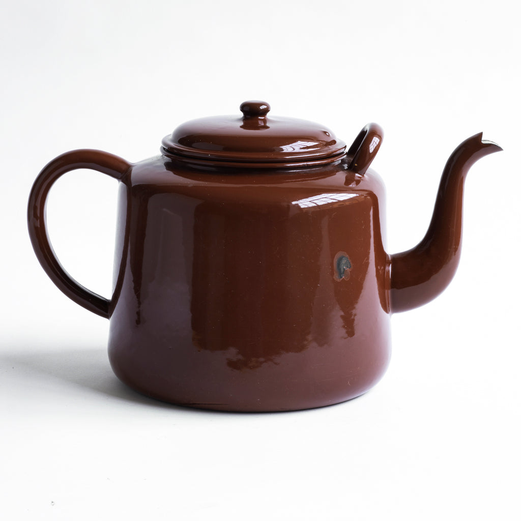 A very striking and very large brown enamel canteen teapot of very pleasing form; and capable of delivering around 16 cups of tea.