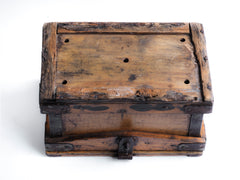 Verney's Country House Plates Box