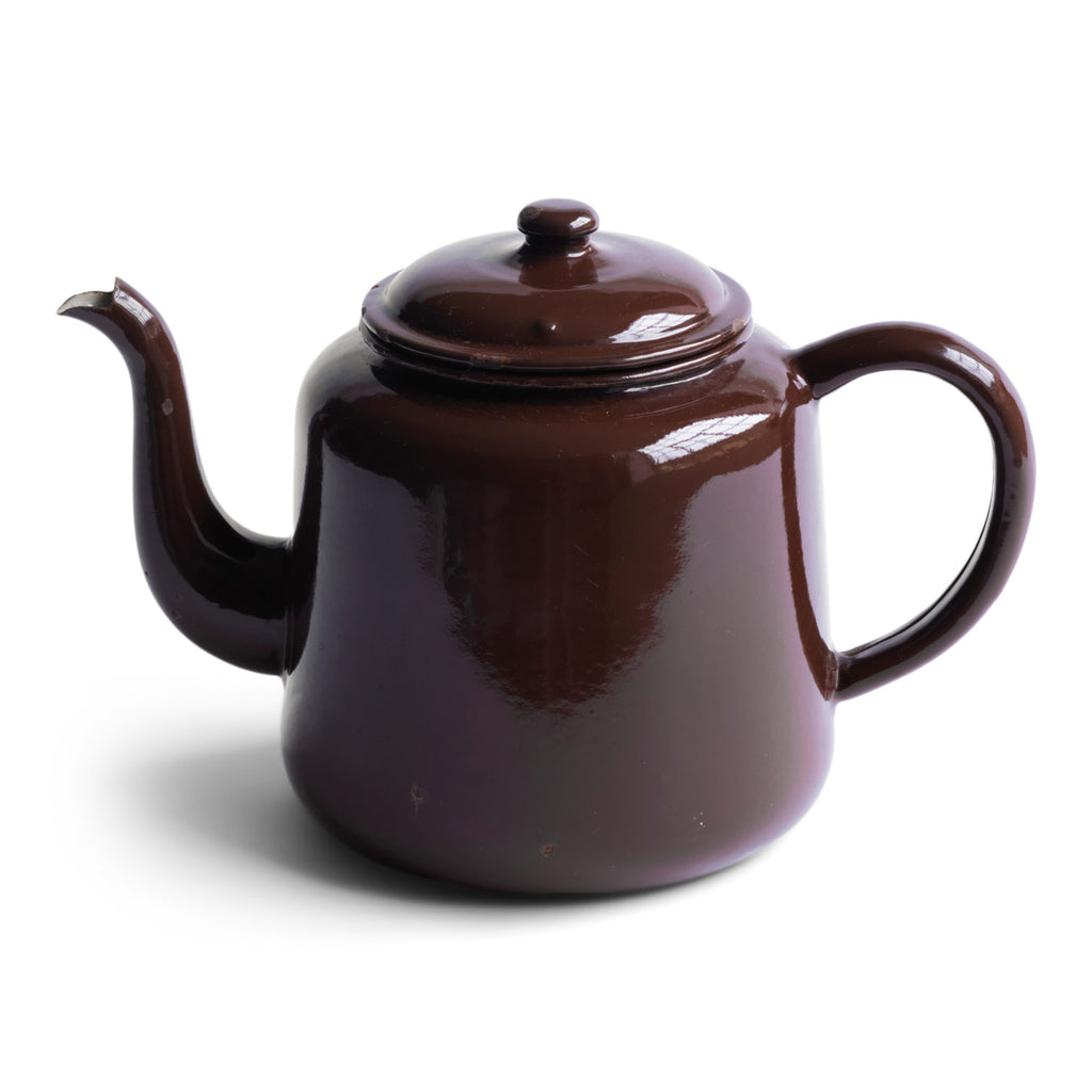 A good serviceable early British brown enamel teapot, and capable of delivering around 8 cups of tea.