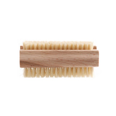 Our traditional eco friendly wooden nailbrush has two sets of natural bristles, one for cleaning dirt from your nails, and a broader set for scrubbing hands.  Makes the perfect vegetable and potato scrubber too.