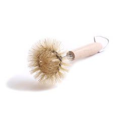 Our round-headed waste-trap brush has a beach wood handle, and will clean and buff up the plug hole section of your bathroom and kitchen sinks. It also makes a very handy mug and cup cleaning brush – as it fits these shapes perfectly. And, if you're gardener, it's excellent at cleaning out the smallest of terracotta flowerpots.