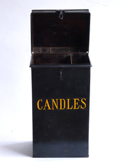 A very elegant, tall Edwardian tin with "Candles" sign-written on its front. Perfect for the storing of all your candles - and particularly if they're extra long. It has a carrying handle, a hasp, and the inside has a useful internal division.