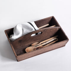 A good early Victorian housekeeper's tidy of Shaker style proportions, with integrated handle, and a lovely time-worn patina.