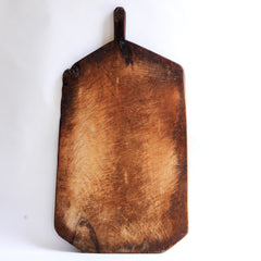 Large rectangular antique baker's board with handsome shoulders and beautiful knife-cut surface: L 89cm W 48cm