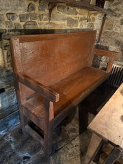 Primitive Folk Art Irish settle with original painted finish as The Tudor House, Hastings Old Town.