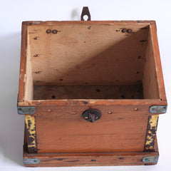 Verney's Country House Plates Box