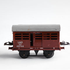 A vintage Hornby 0-gauge series cattle wagon "Cattle Truck No.1", and this one is in wonderful condition. It has sliding doors, and comes with its original box.