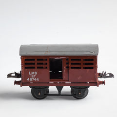 A vintage Hornby 0-gauge series cattle wagon "Cattle Truck No.1", and this one is in wonderful condition. It has sliding doors, and comes with its original box.