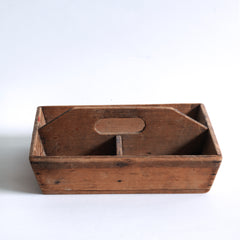 A handy-sized Victorian pine housekeeper's tidy with integrated handle - excellent for the storage of kitchen bits and bobs.