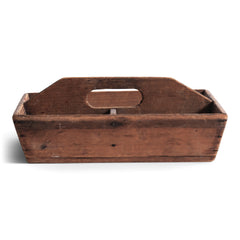 A handy-sized Victorian pine housekeeper's tidy with integrated handle - excellent for the storage of kitchen bits and bobs.