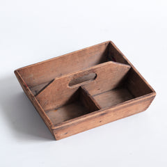 A handy-sized Victorian pine housekeeper's tidy with integrated handle - excellent for the storage of kitchen bits and bobs.