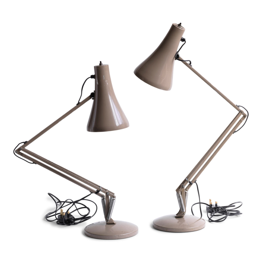 We have four vintage Herbert Terry Anglepoise desk lamps, model 90, designed in the late 1960s and manufactured in the 1970s. Each have their original paint finish, three springs, a weighted base with lever arms, and a button switch to the flared adjustable shade. 
