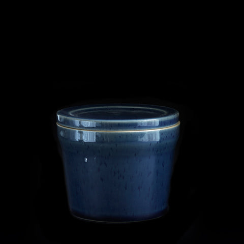 Conserve pot with lid