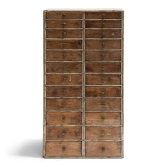 A very tidy little bank of antique engineer's worktop drawers with original patina and in exceptional condition. Each of the 24 drawers has its original metal pull, and all drawers contain eight divisions.