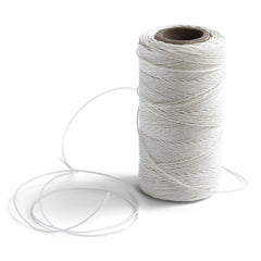 Made from spun flax plant fibres, our dense spool of eco friendly trussing twine is made from extra-strong linen thread and is ultra resistant to tearing, and so will suit all your kitchen tying needs: such as the trussing of a chicken, the tying of a joint, the securing of a muslin bag, and the knotting of a bundle of herbs, a bouquet garni. 