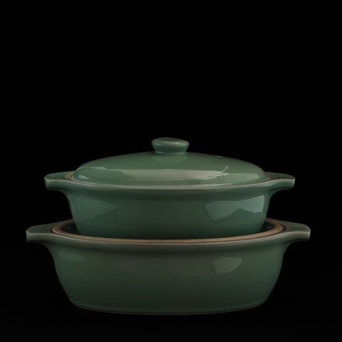 Oval casserole stack