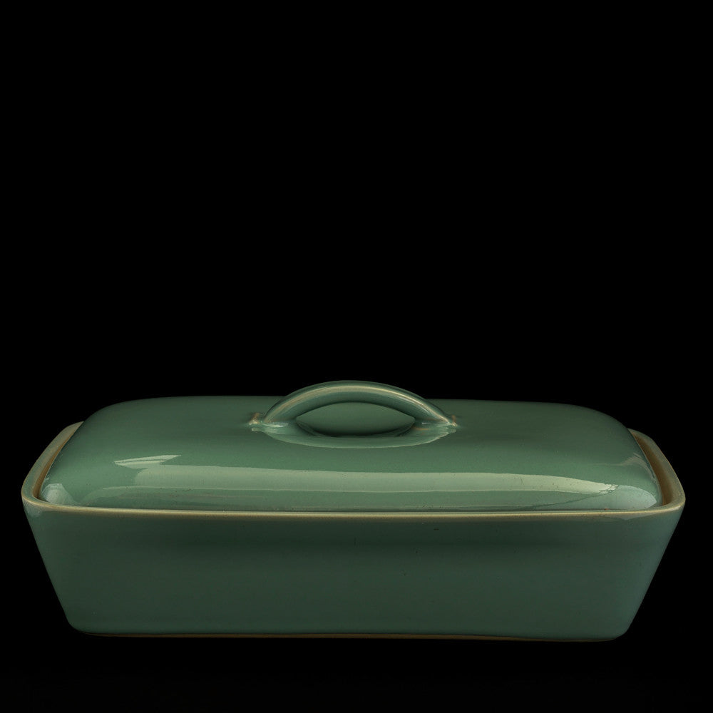 Vegetable dish with lid
