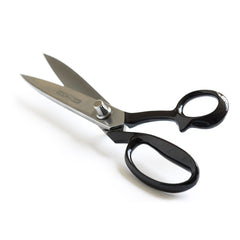 These practical shears are excellent for cutting fabrics, carpet, paper and plastic, as the side bent handles allow you to cut while the material remains flat to the work surface it is resting upon. The offset handles and machined pivot screw make cutting a smooth operation and the bright steel blades give a masterful cut.