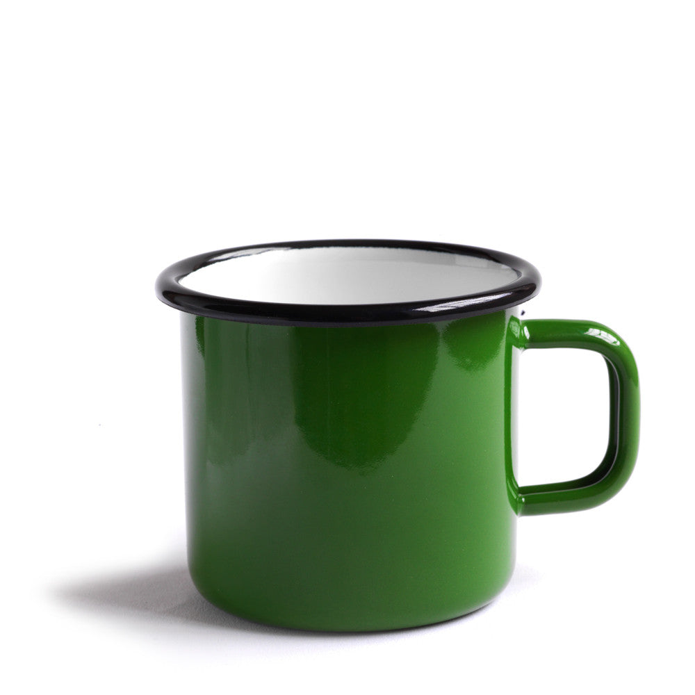 Green enamel mug
